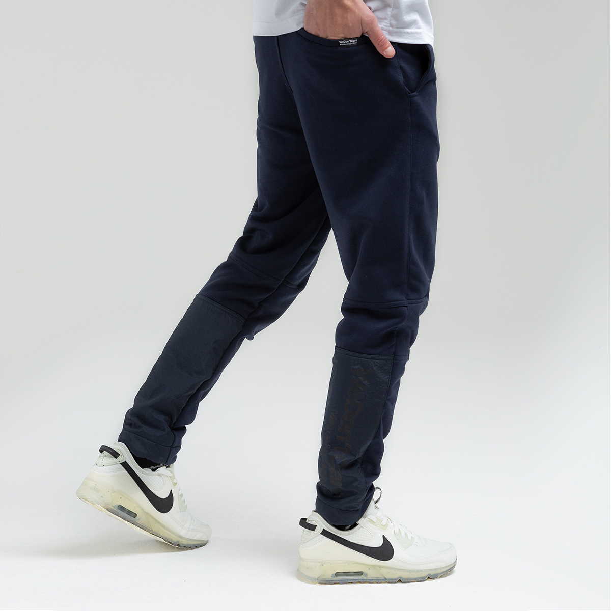 Штаны dissident Sweatpants